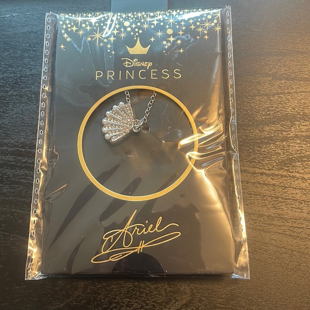 Ariel necklace